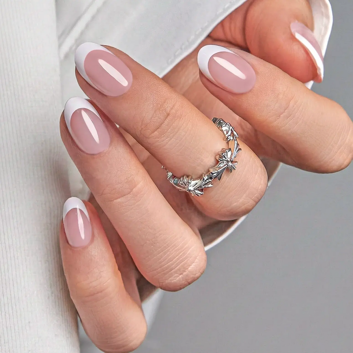 Classic French Tip Press On Nails | CurvLife Nail | 24pcs Short Oval Fake Nails | Natural Nude Finish | Easy Apply, Comfortable & Long-Lasting | Daily, Business & Elegant Event Nail Art