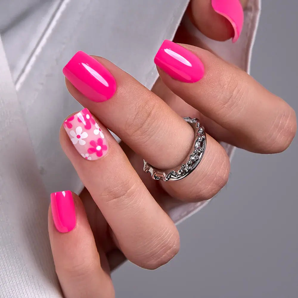 CurvLife Soft Nude Pink Gradient Press-On Nails | 30Pcs | Short Square | Elegant Natural Ombre Finish | Summervibes | No UV Needed, Easy to Apply, Comfortable Fit, Long-Lasting | Perfect for Daily Wear, Office Looks, Romantic Dates & Minimalist Nail Art