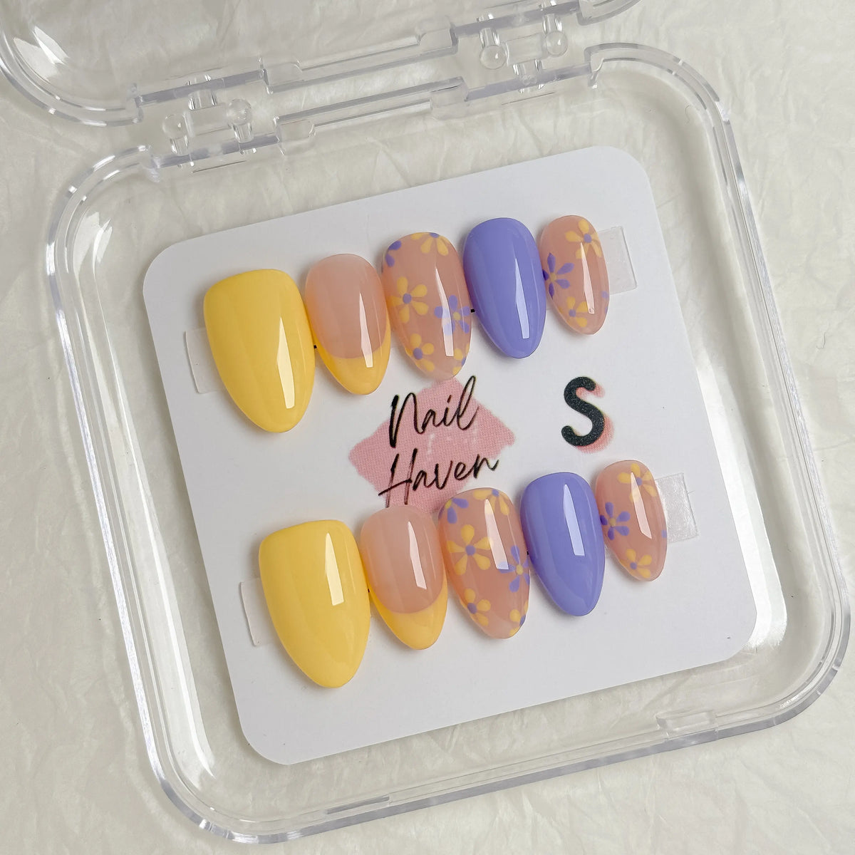 NailHaven| Short Almond Continued Collection - 10 Pcs Handmade Press-On Nails| Cute Acrylic Nails, High Quality Reusable