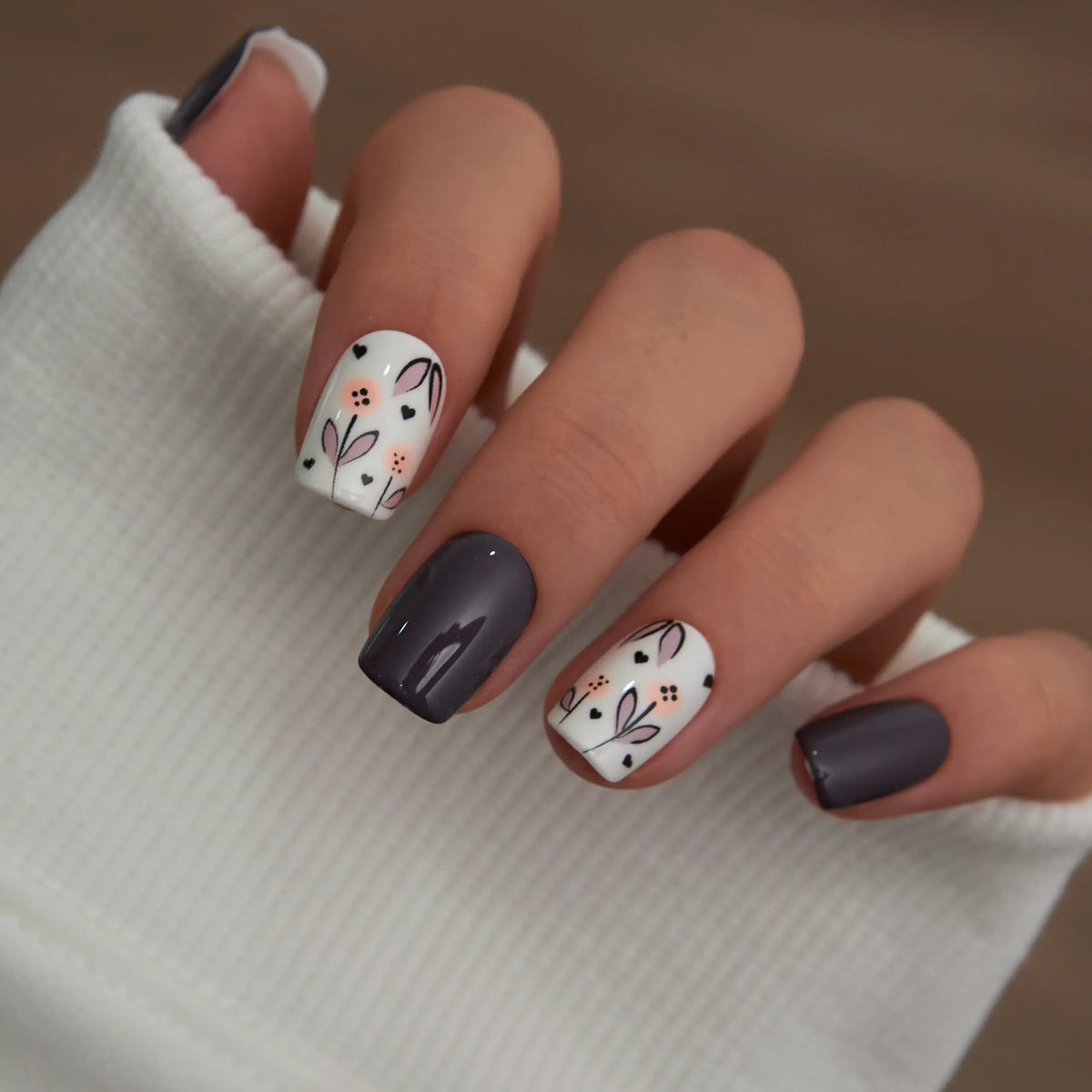 CurvLife Mocha Bloom Press-On Nails | 24pcs Short Square Neutral Brown & White Floral | Minimal Leaf Print Accents, Soft Natural Fit, Easy 5-Minute Application, Durable & Reusable with Adhesive Tabs & Nail File — Everyday Elegant Manicure