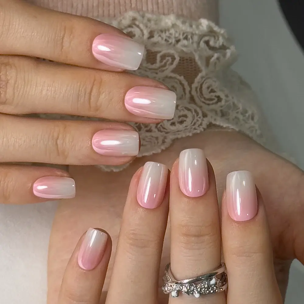 CurvLife Chrome & Short Squoval Press-On Nails Collection – 30PCS, Glossy Metallic Shine, Reusable Everyday Salon-Look Nails