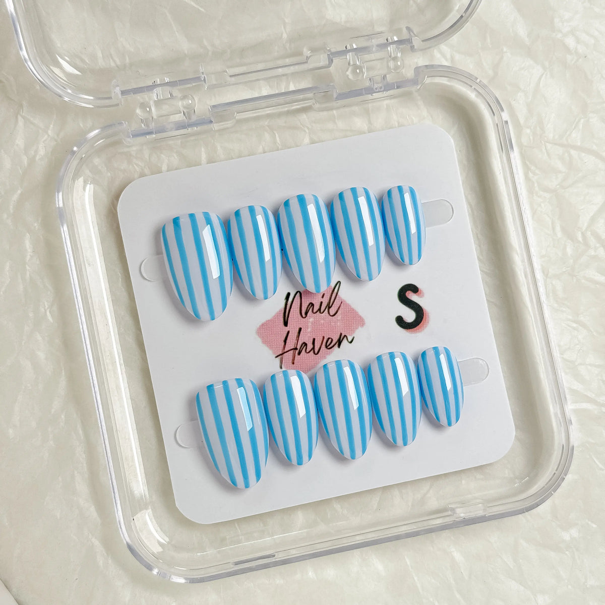 NailHaven| Short Almond Continued Collection - 10 Pcs Handmade Press-On Nails| Cute Acrylic Nails, High Quality Reusable