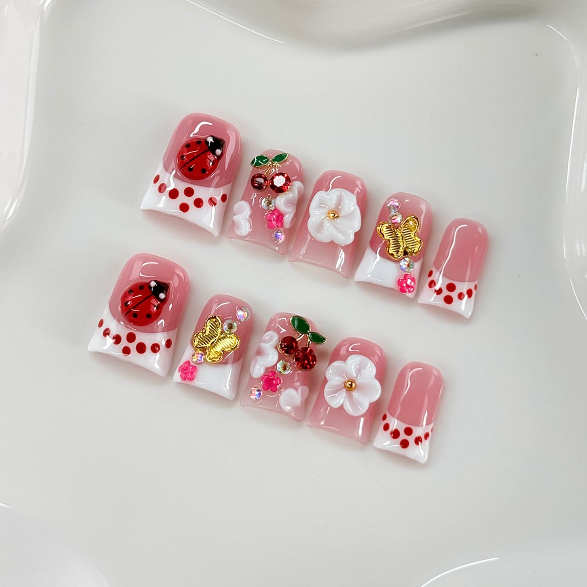 RIICFDD Medium Duck Press on Nails Rhinestone French Handmade Nails(S)