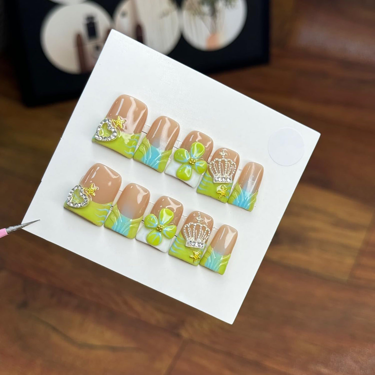 RIICFDD Medium Duck Press on Nails Rhinestone French Handmade Nails(S)