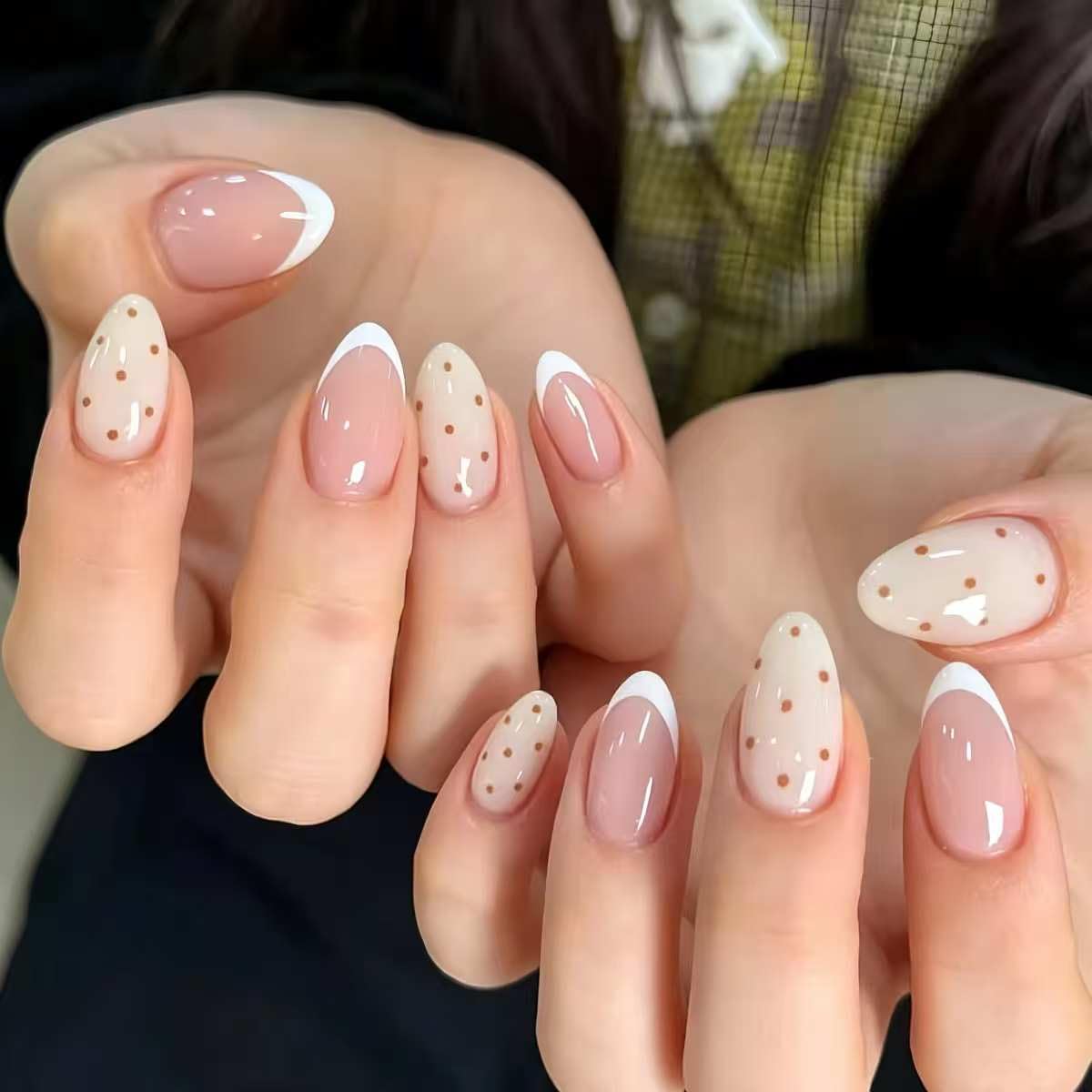 Lace Print Short Almond Press On Nails with 3D Rhinestones 24Pcs