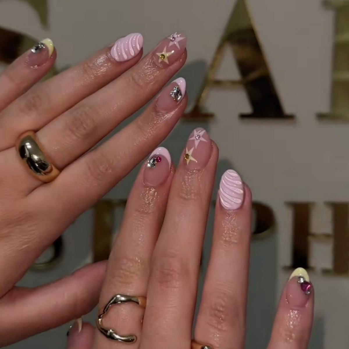 Medium Almond Pink 3D Twist French Tips Rhinestone Press On Nails