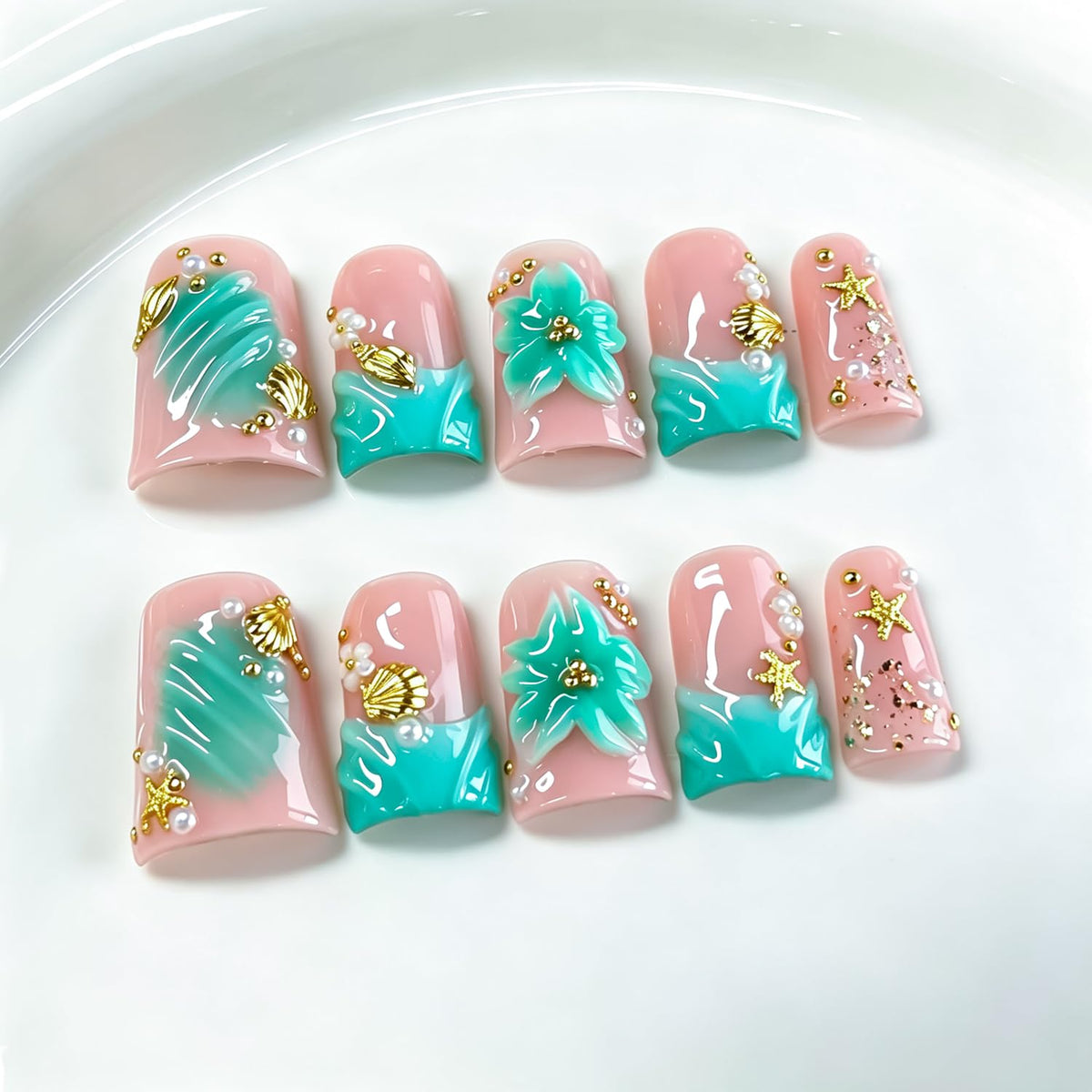 RIICFDD Medium Duck Press on Nails Rhinestone French Handmade Nails(S)