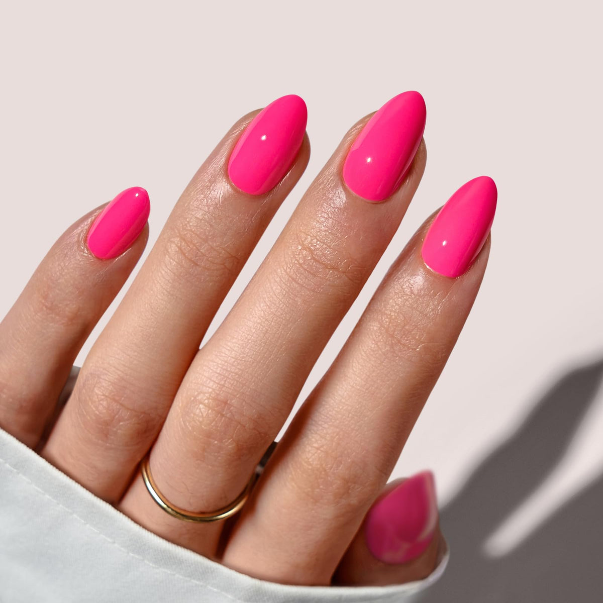 BTArtbox Press On Nails, Short Square Pink Fake Nails, 32Pcs Full Kit