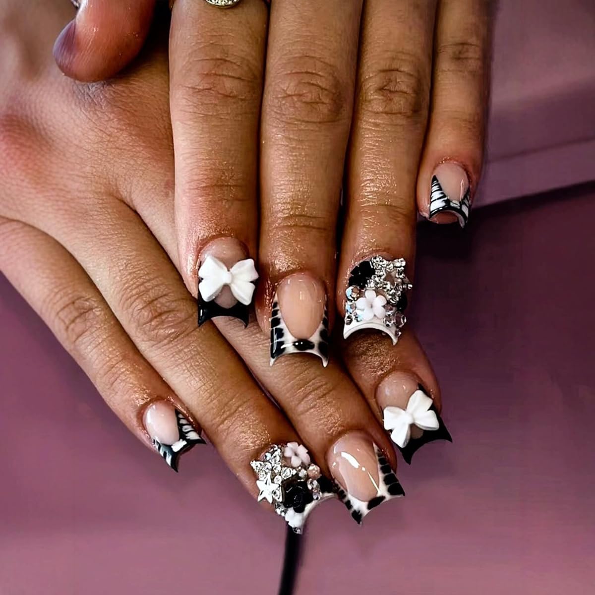 Milky White Press on Nails Medium Square, Pearls Deco Design, 24Pcs