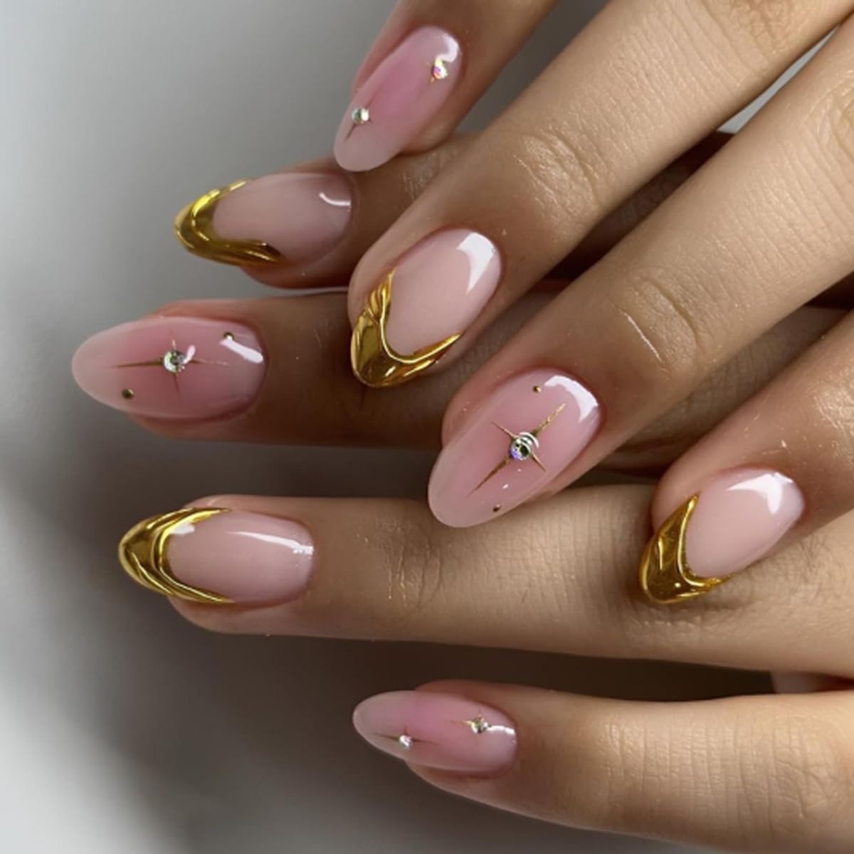 Medium Almomnd Press on Nails - Elegant White Floral Bridal Fake Nails