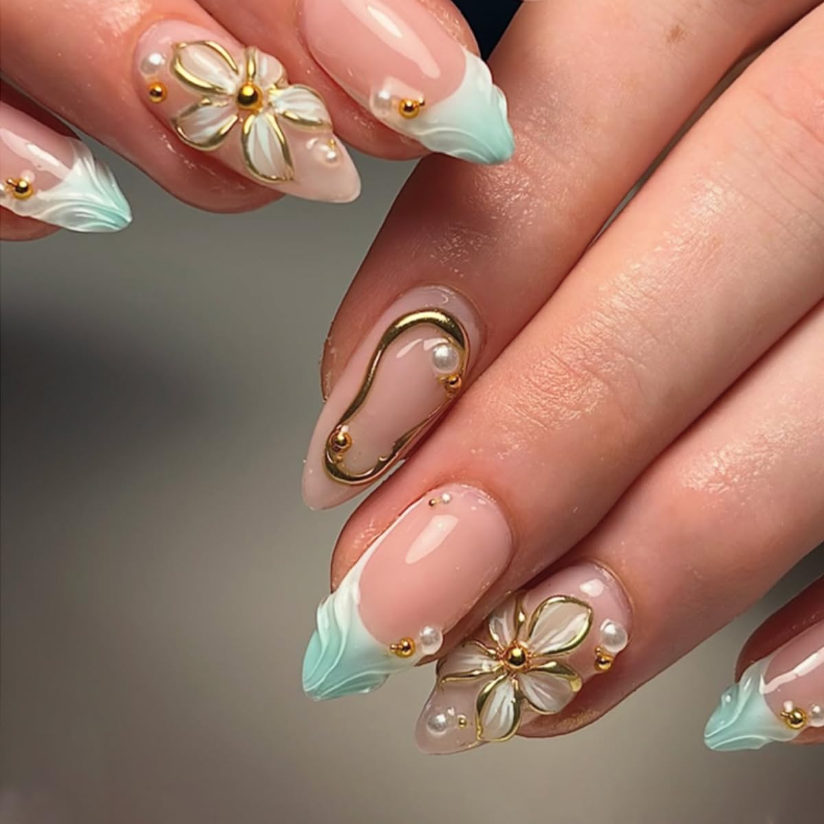 30Pcs Bridal White Press On Nails Almond Medium, French Tip Nails Press Ons, Nude Pink Fake Nails With 3D Shell Pearl Designs, Elegant Wedding Glue On Nails For Women Nail Art, Reusable Acrylic