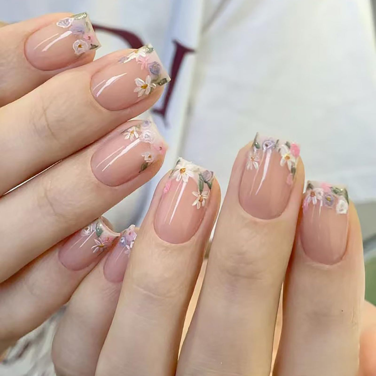French Tip Press on Nails Glitter Petite Short Square Fake Nails Pink Nude Glossy Design Sparkly False Nails Glue on Nails with Full Cover Acrylic Stick for Women Girls Nail Decorations 24Pcs