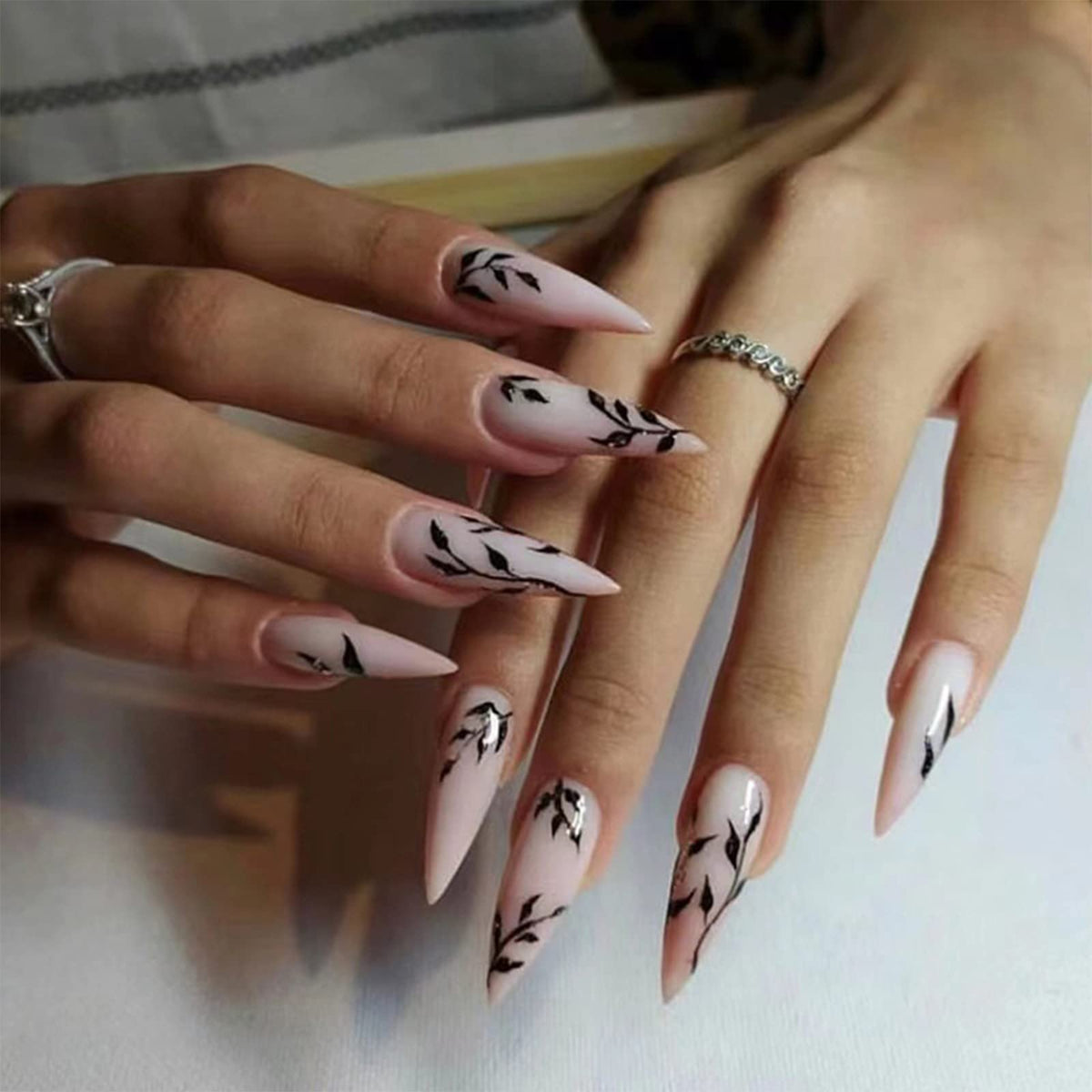 SINHOT Stiletto Press on Nails Long Fake Nails Glossy Glue on Nails Luxury Rhinestones Acrylic Nail White Bling Glitter Almond Artificial Nail Stick on False Nail with Design 24pcs