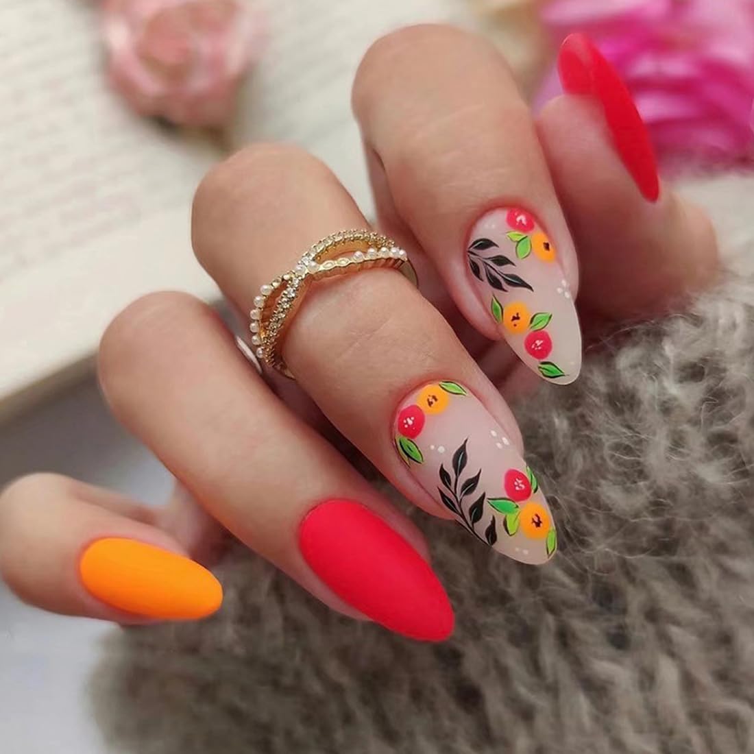 Ombre White Almond Press on Nails Short Medium Pink Fake Nails with Rhinestone Bling Designs Glitter Manicure Fake Nails False Nails for Wedding Fantasy Acrylic stick on nail for Women