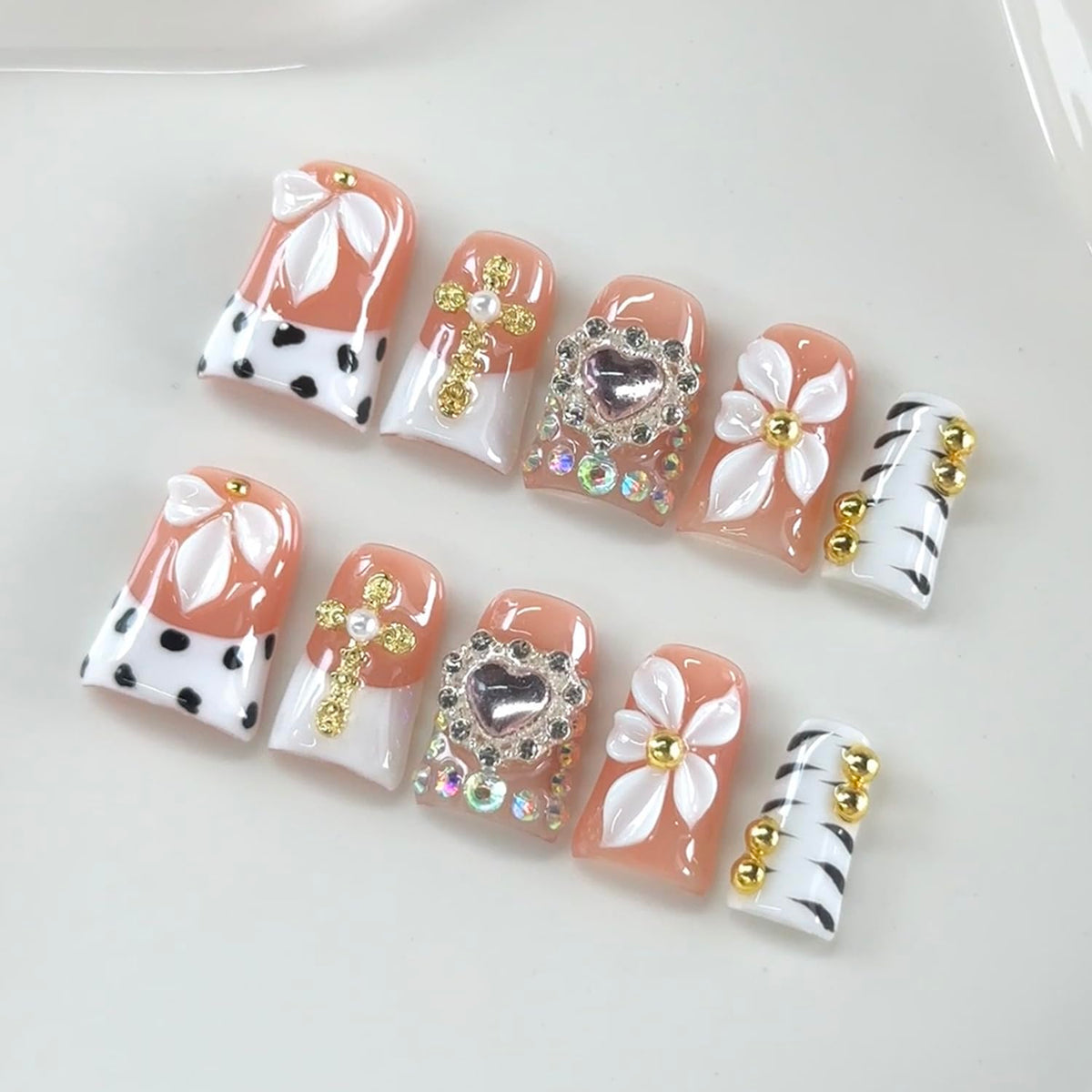 RIICFDD Medium Duck Press on Nails Rhinestone French Handmade Nails(S)