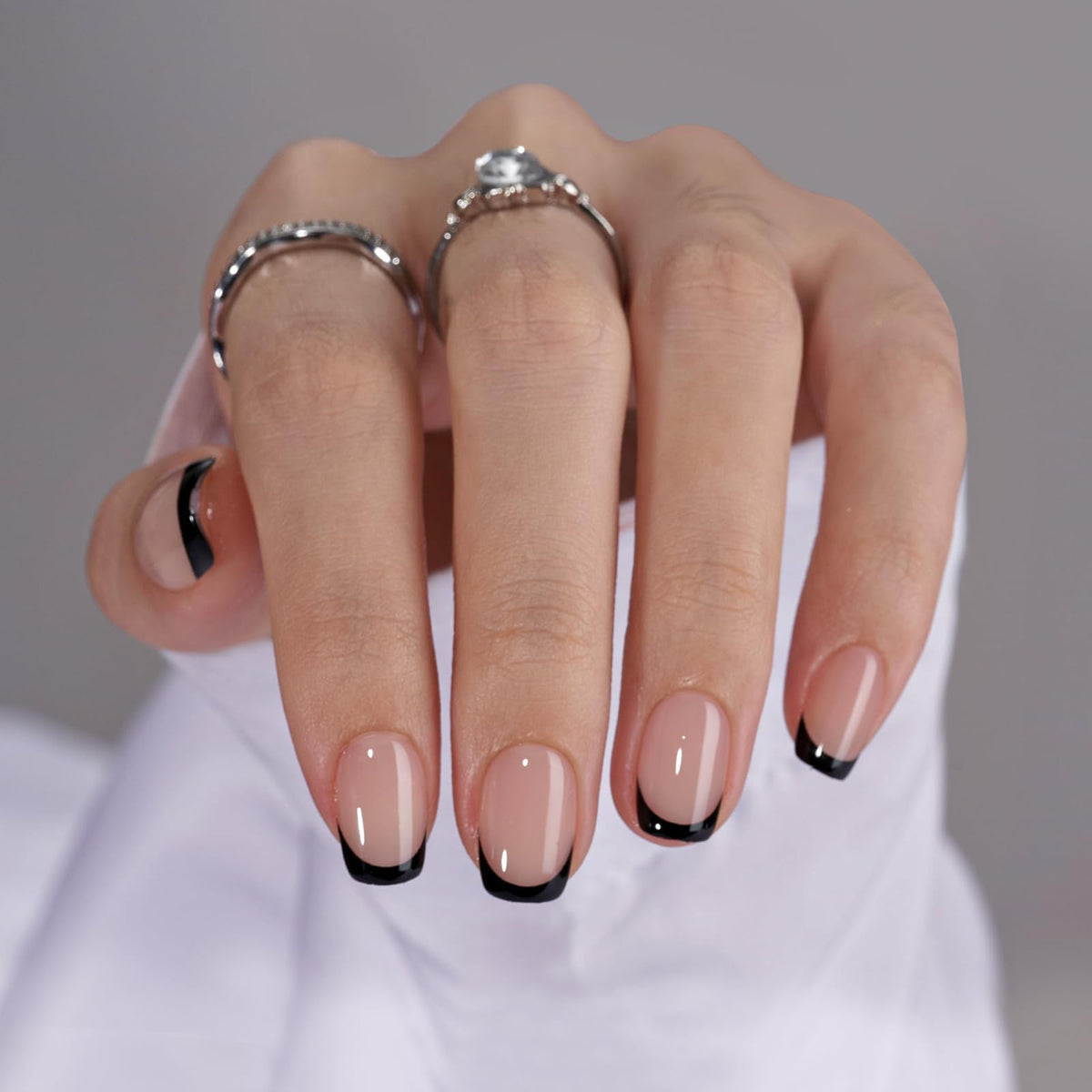 BTArtbox Press On Nails, French Tip Short Square Nails, 32 Pcs Full Kit