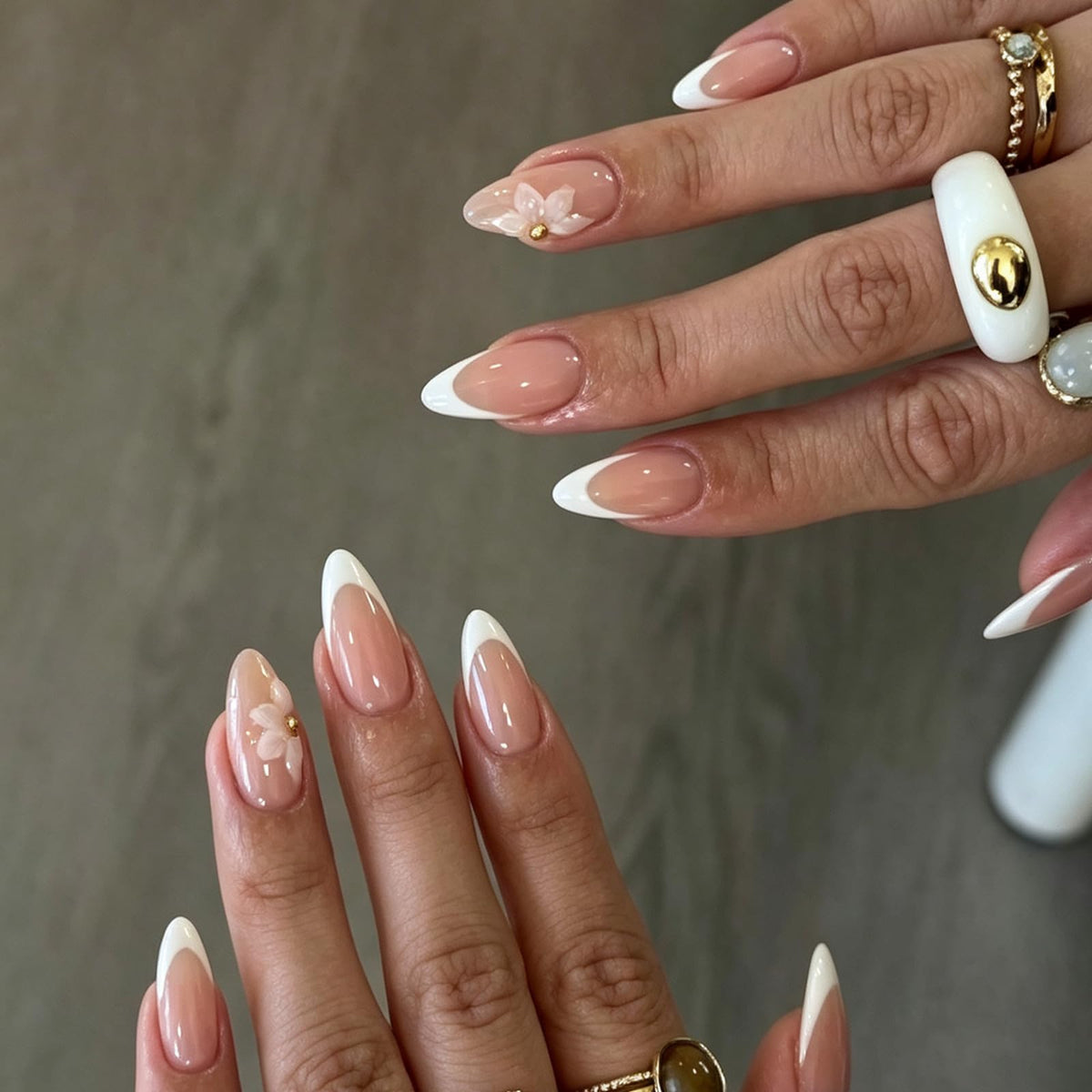 French Tip Press on Nails Medium Almond Fake Nails White Pearl False Nail Tips Summer Wedding Acrylic Nails Glossy Beach Glue on Nails Reusable Cute Stick on Nails for Women Manicure
