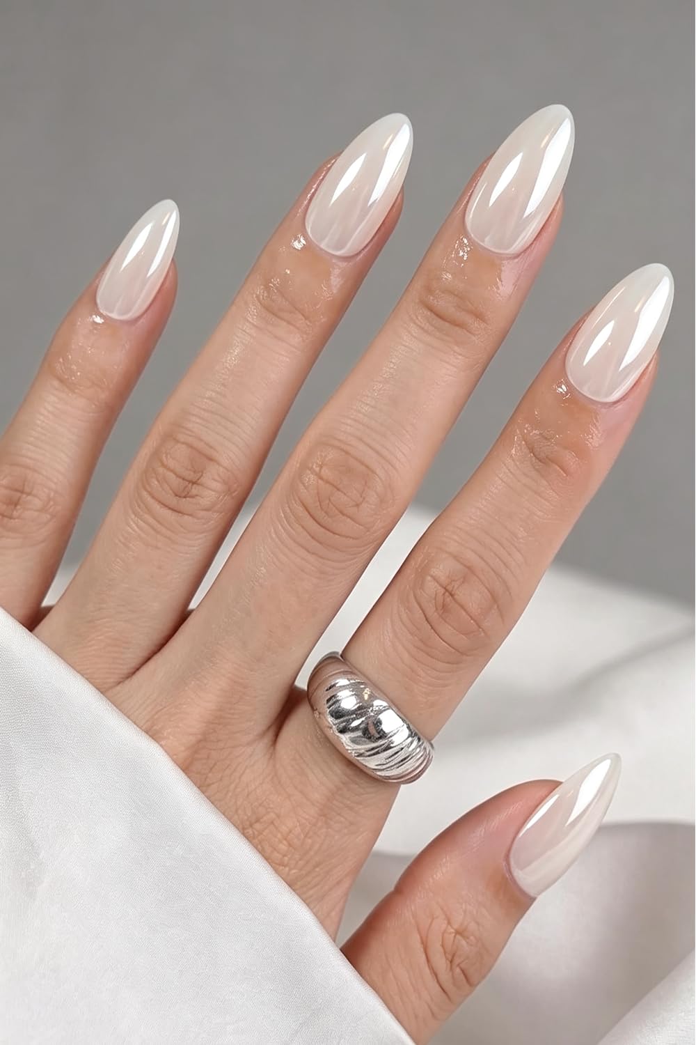 AzureBeauty Short Almond French Tip Press On Nails, Glazed Donut, 32 Pcs