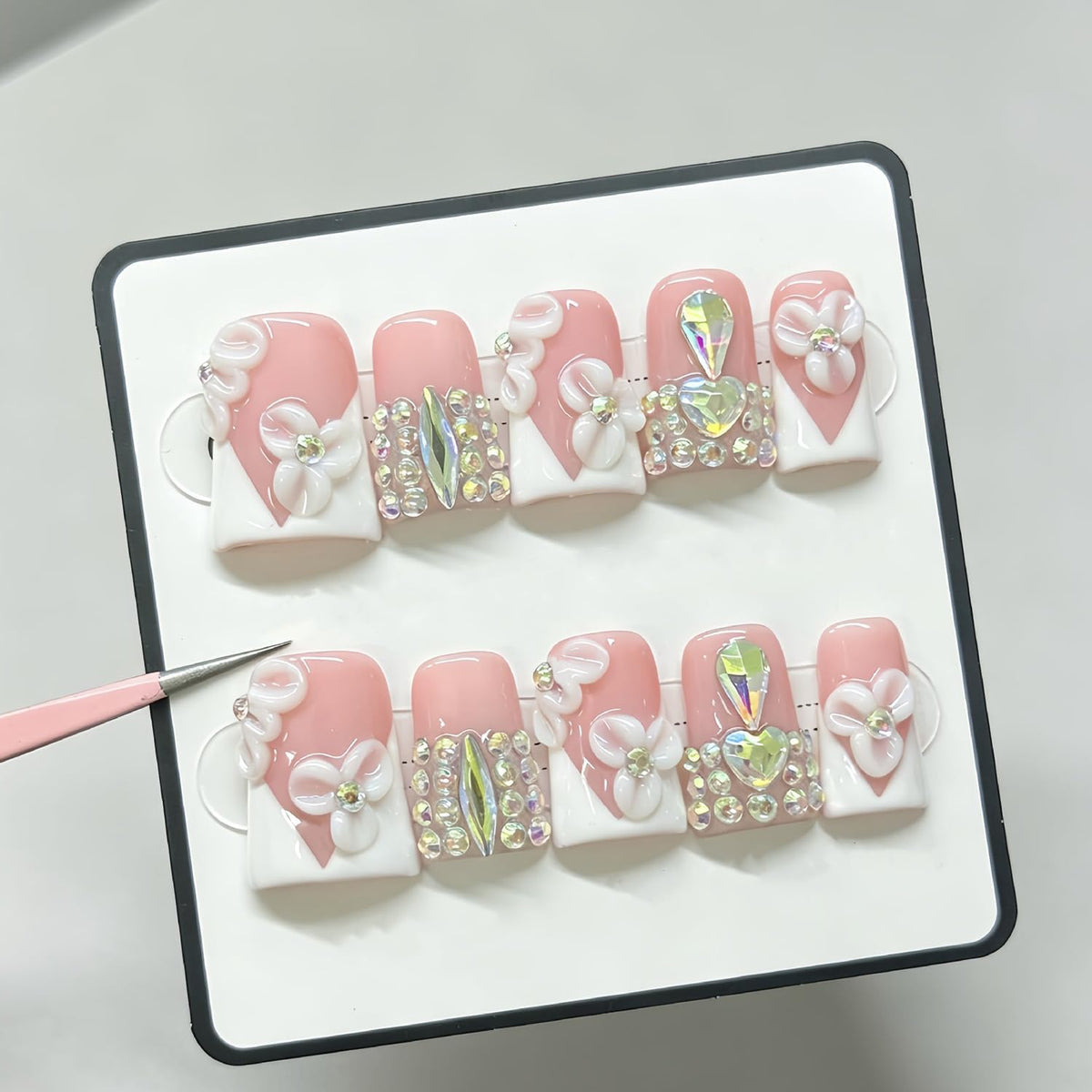 RIICFDD Medium Duck Press on Nails Rhinestone French Handmade Nails(S)