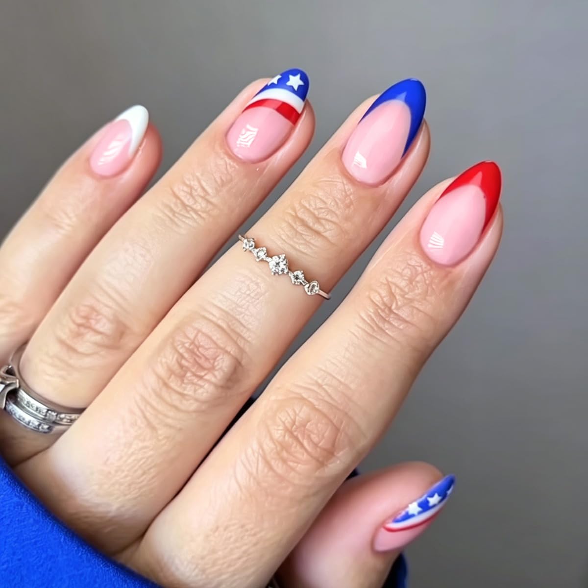 Press On Nails Almond Fake Nails French Tip False Nails Press ons Medium Glue on Nails with Chrome Design for Women Stick on Nail 24Pcs
