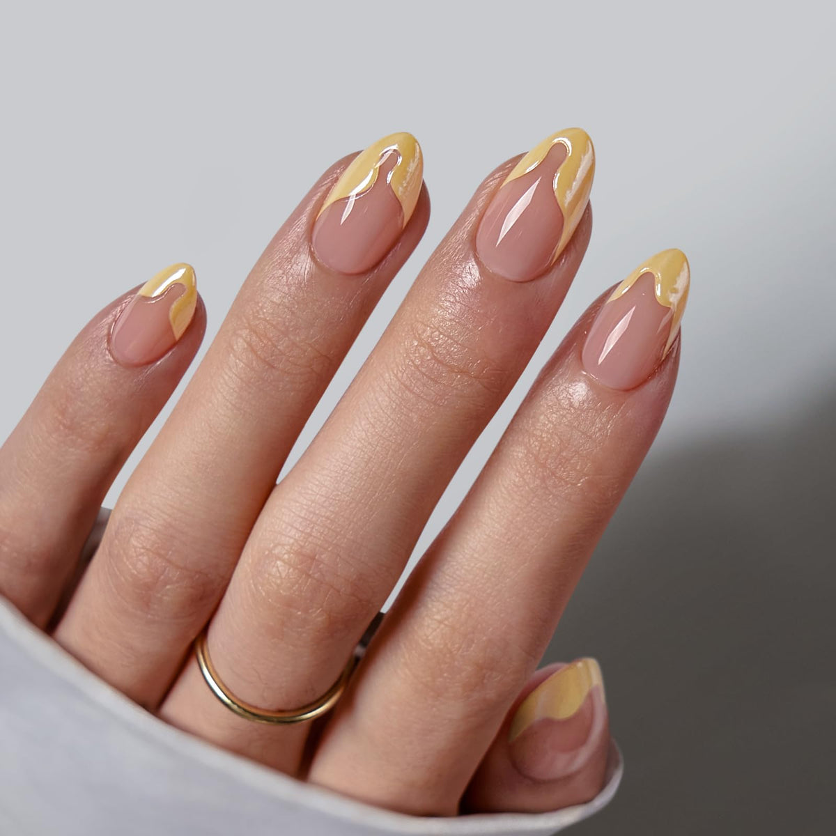 BTArtbox Press On Nails, Short Almond French Tip Nails, 32 Pcs Full Kit