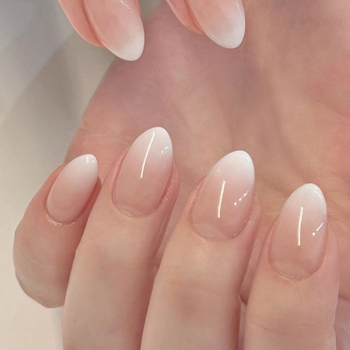 Short Press On Almond Fake Nails - Flower Acrylic Fall Nails Press Ons Full Cover Glue On Cute False Floral Stick On Nails for Women - 30 Pcs