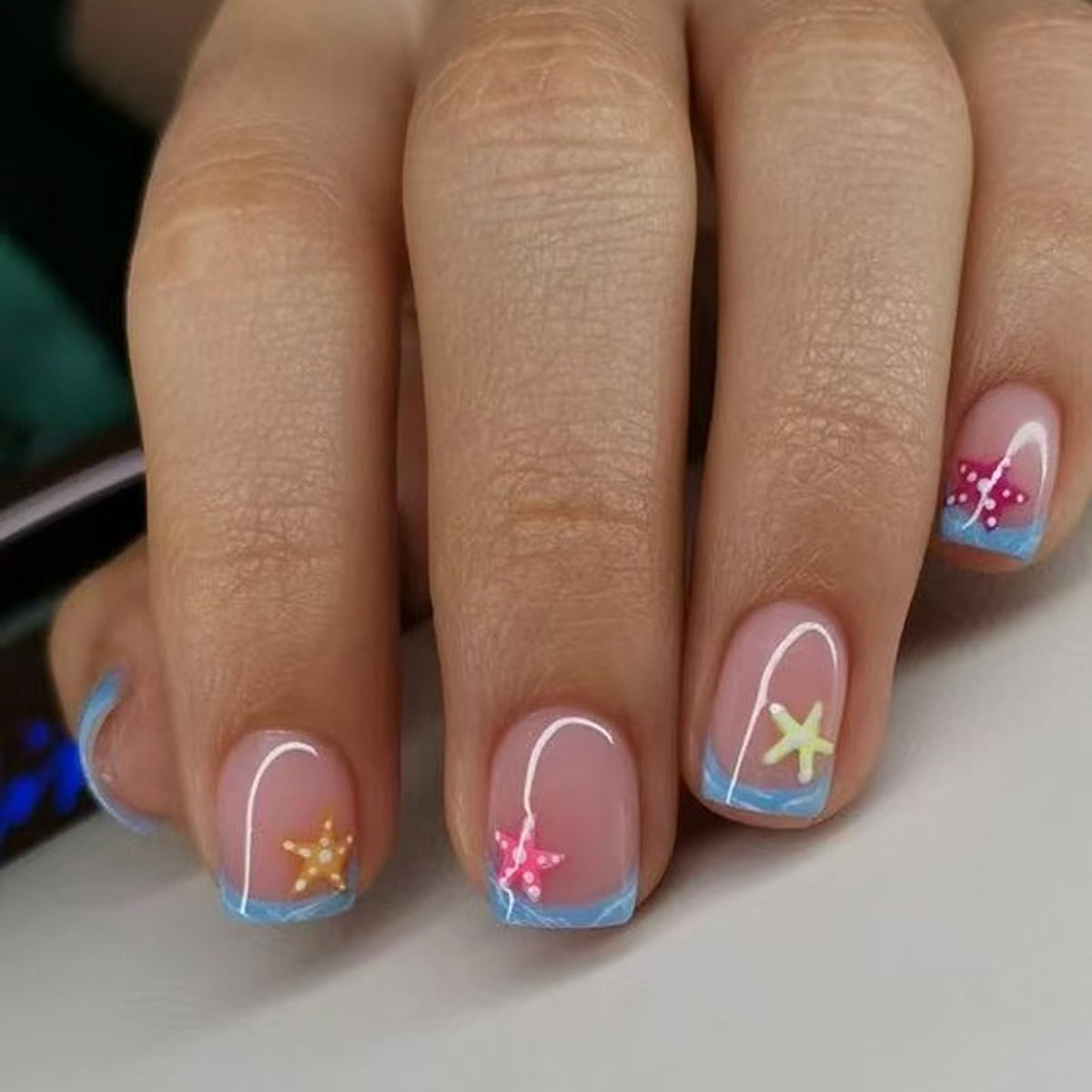 Cat Eye Press On Nails Short Square 3D Floral Pearl Wedding Nails 24PCS