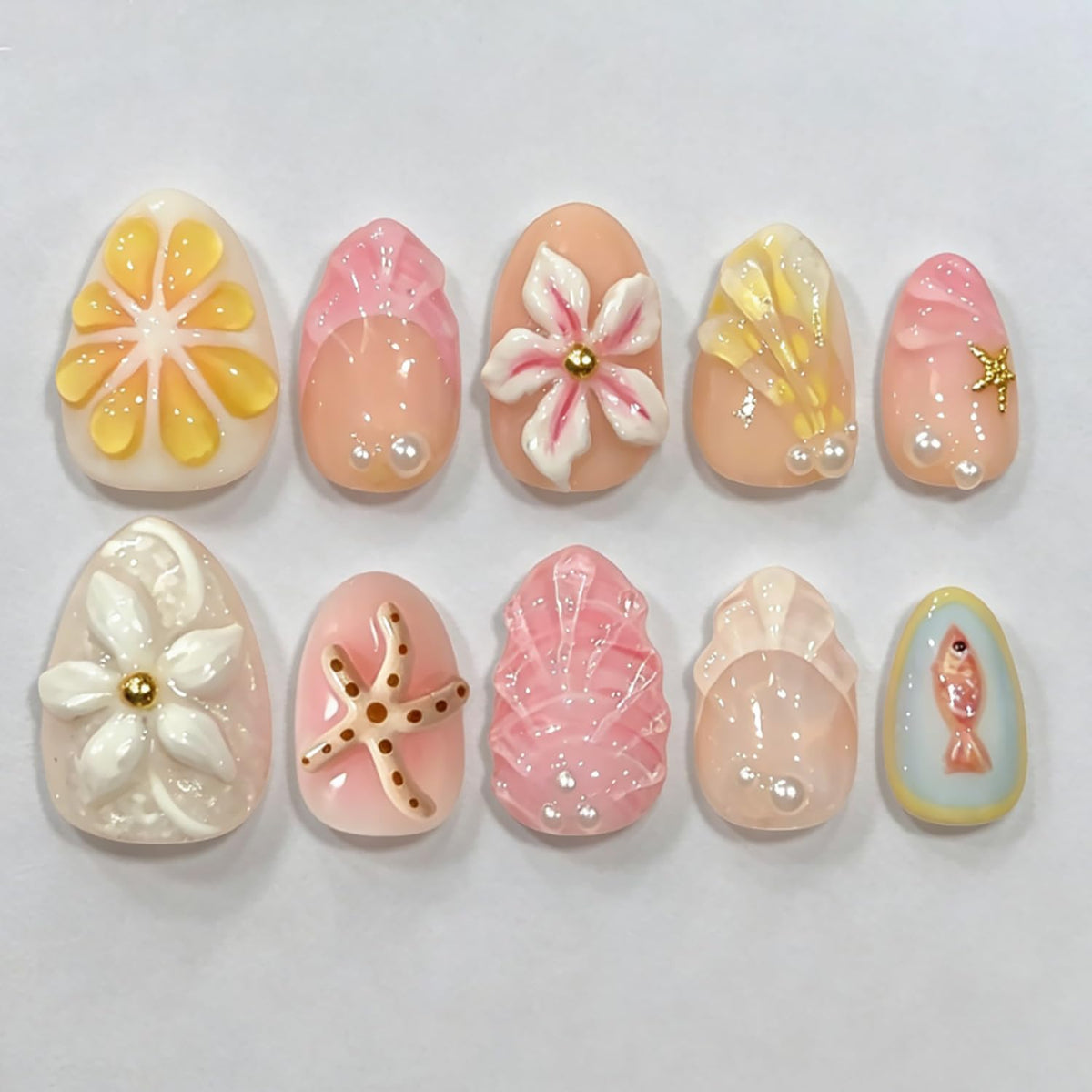 24Pcs White French Tip Press on Nails Medium Almond Fake Nails with Heart Pearl Design French Tip False Nails Cute 3D Bow Gems Stick on Nail Full Cover Reusable Glue on Nails for Women Wedding Daily