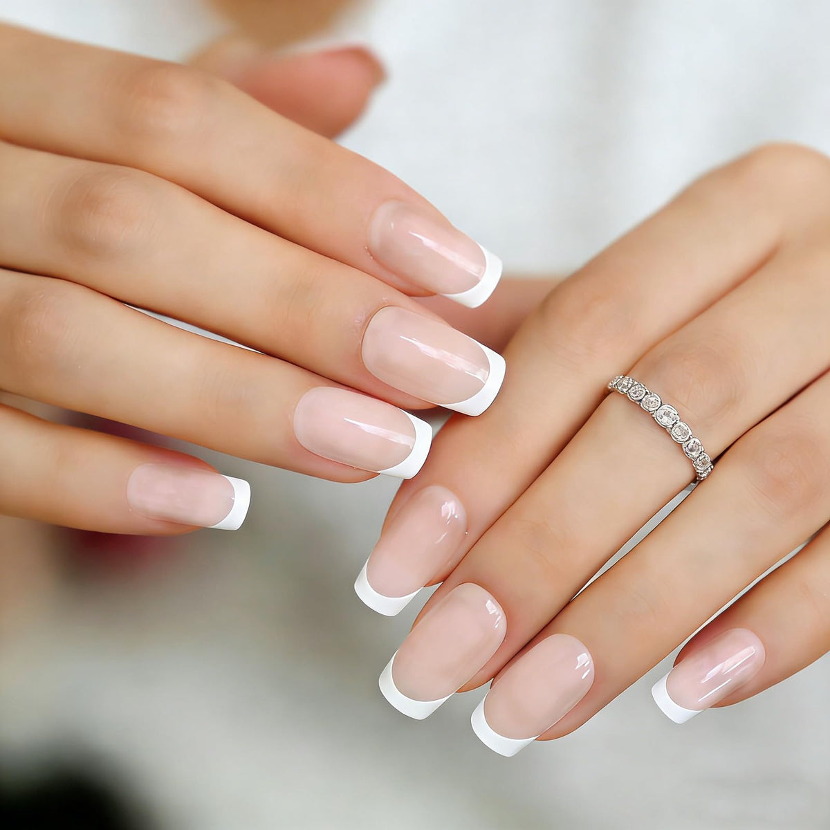 Ombre French Press On Nails Short - IKISKT Fashion Acrylic False Nails, Glue On Nails with Glue Sticker,Fit Perfectly & Natural Stick On Nails - 24PCS Soft UV Gel Fake Nails Kit, Gradient White