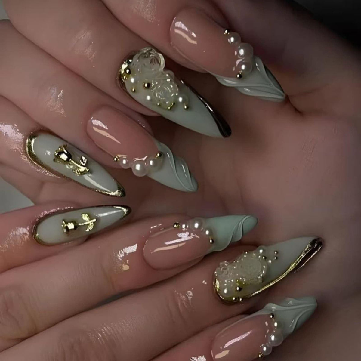 Lace Print Short Almond Press On Nails with 3D Rhinestones 24Pcs