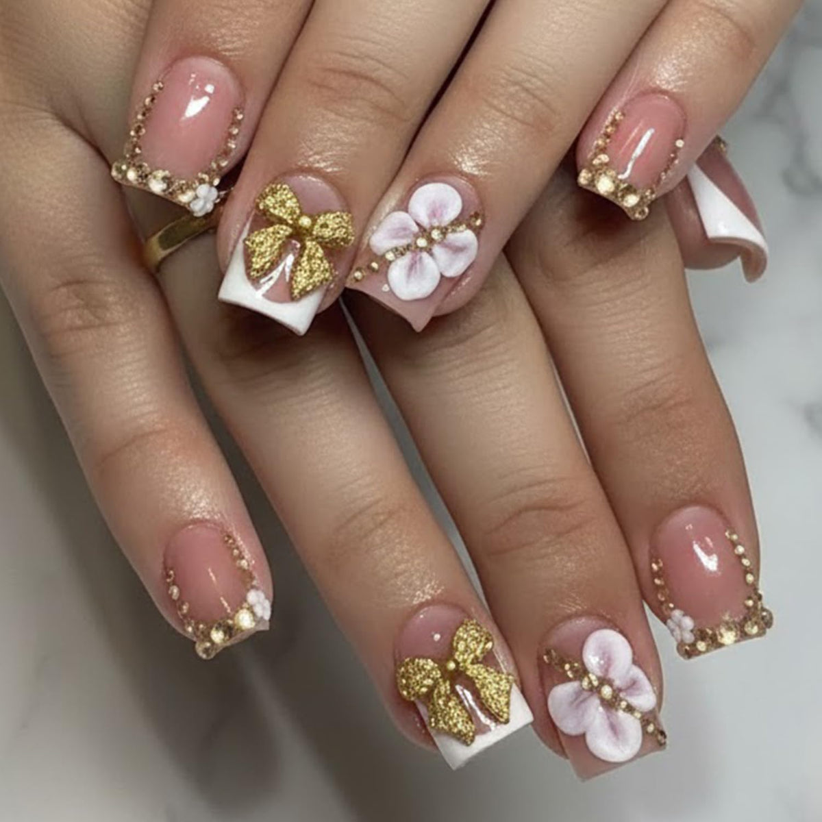 Short Square Press on Nails Flower White French Tip Fake Nails with 3D Floral Gold Bead Designs Glossy Reusable Full Cover Stick on False Nail Set for Women 24 Pcs