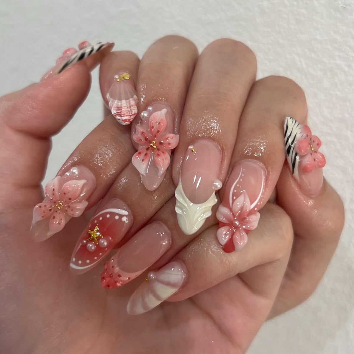 Almond Press on Nails Medium - Fall Fake Nails with Gold Line Design - White Full Cover Stick on False Nails - for Women 24 Pcs