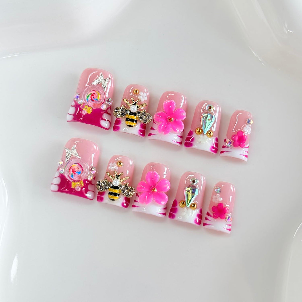 RIICFDD Medium Duck Press on Nails Rhinestone French Handmade Nails(S)