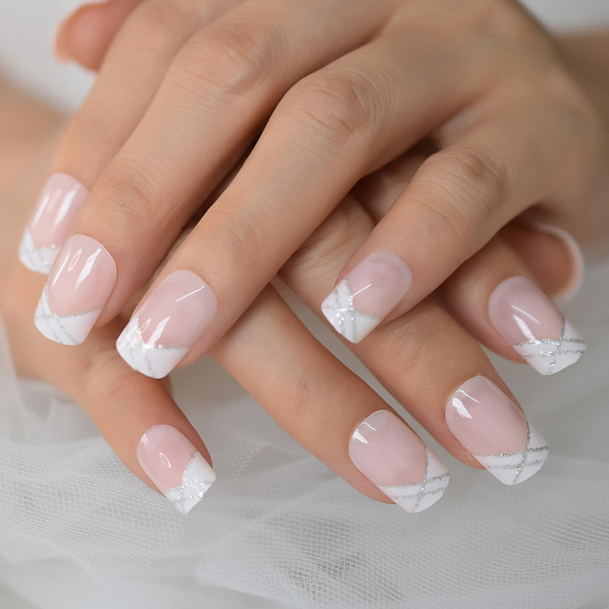 Ombre French Press On Nails Short - IKISKT Fashion Acrylic False Nails, Glue On Nails with Glue Sticker,Fit Perfectly & Natural Stick On Nails - 24PCS Soft UV Gel Fake Nails Kit, Gradient White