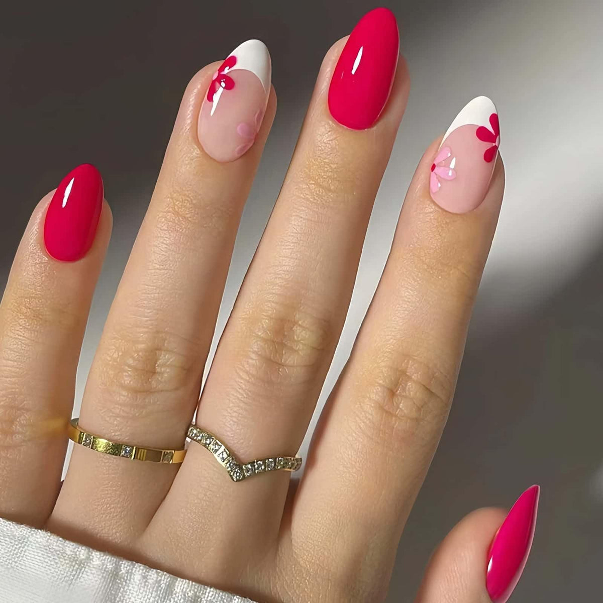 Lace Print Short Almond Press On Nails with 3D Rhinestones 24Pcs