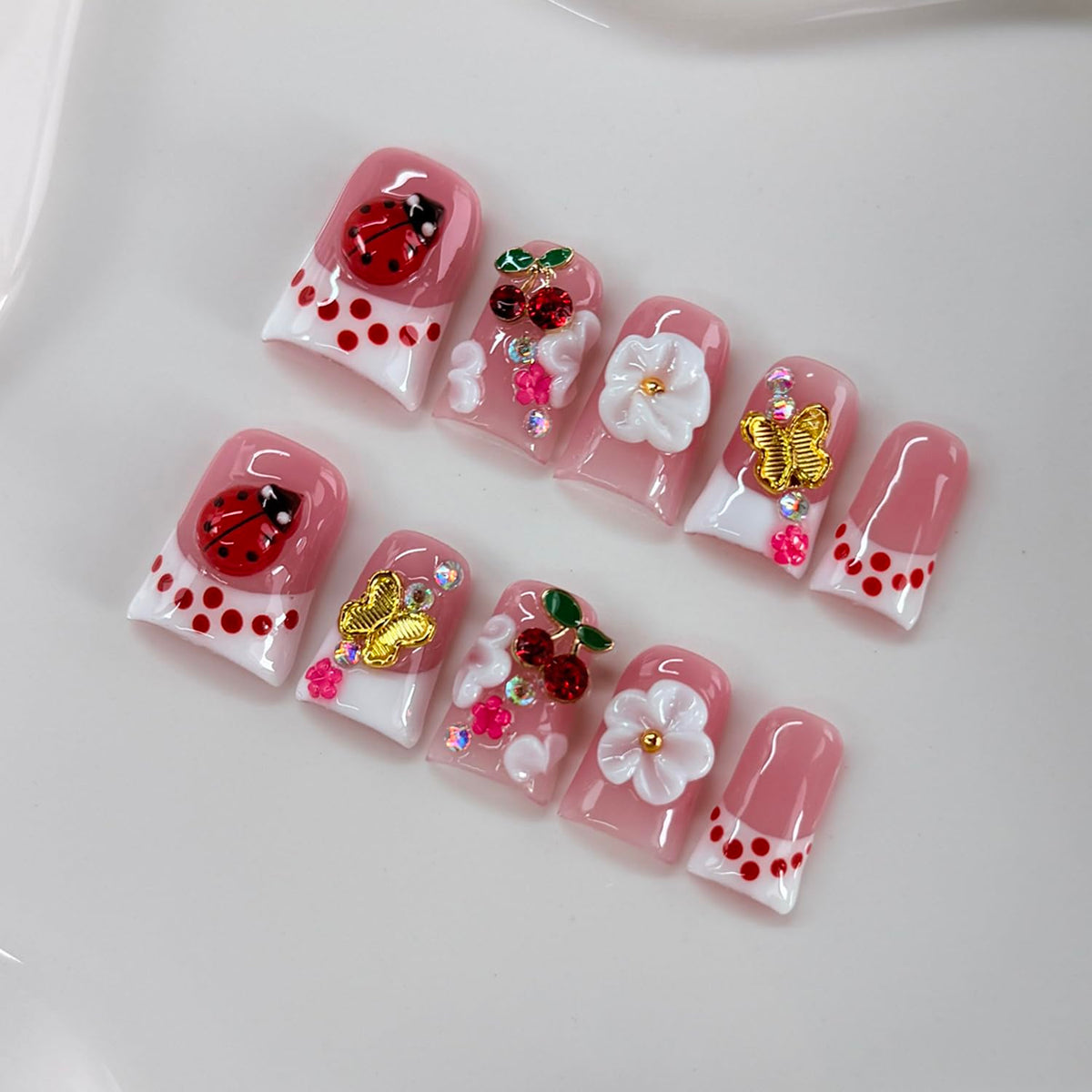 RIICFDD Medium Duck Press on Nails Rhinestone French Handmade Nails(S)