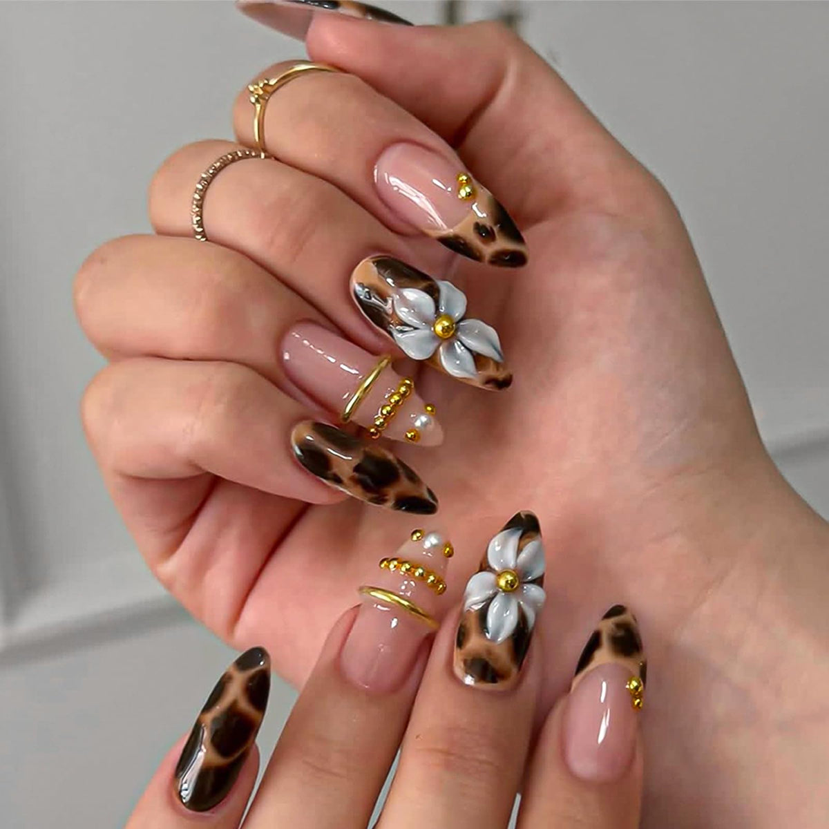 HOSAILY Medium Almond White French Tip Press on Nails 3D White Embossed Floral Designs Fake Nails Pearl Gold Glue on Nails Rhinestones Stick on Nails, 24PCS Bridal Luxury Nails for Women Daily Wedding