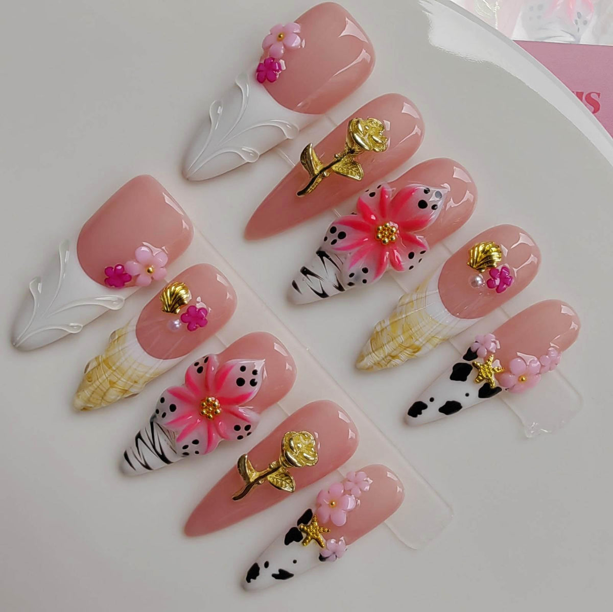 Handcraft Almond Press on Nails Medium P09, M Size