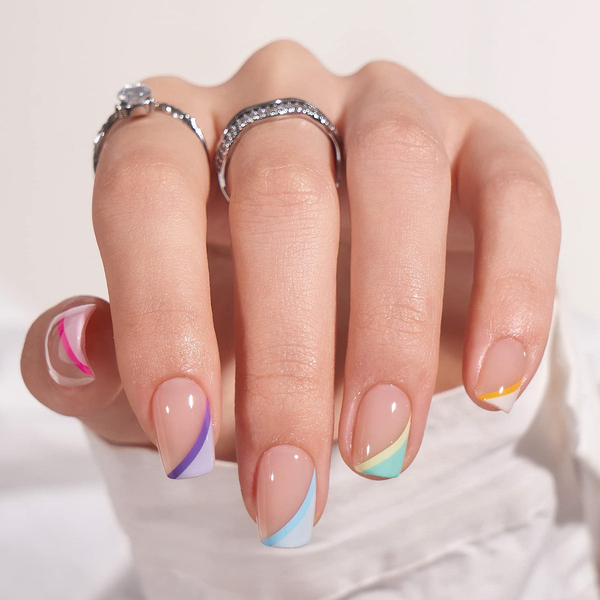 BTArtbox Press On Nails, Short Almond White Fake Nails, 32Pcs Full Kit