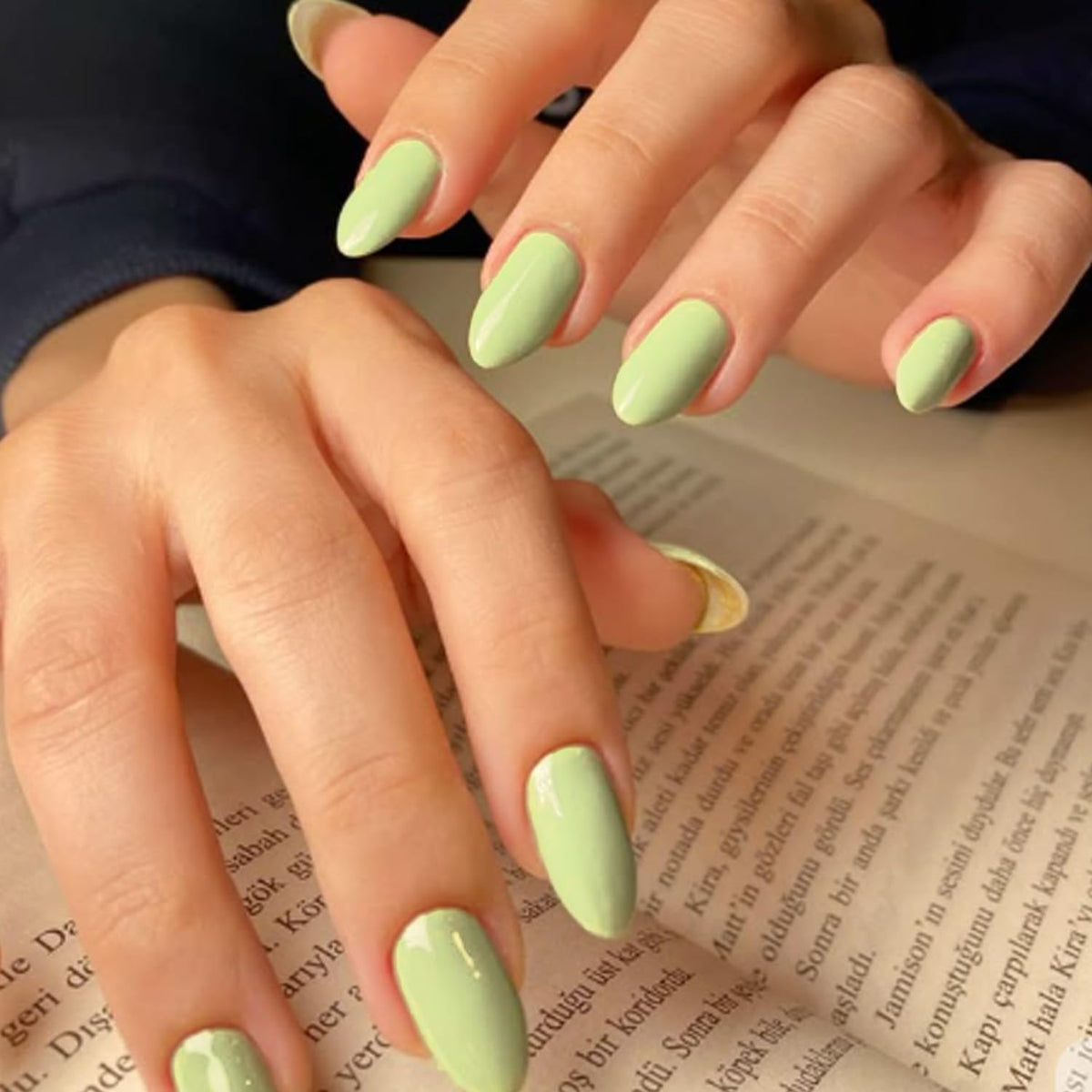 modelones Milky White Press On Nails Short Almond 32Pcs 16 Sizes Reusable