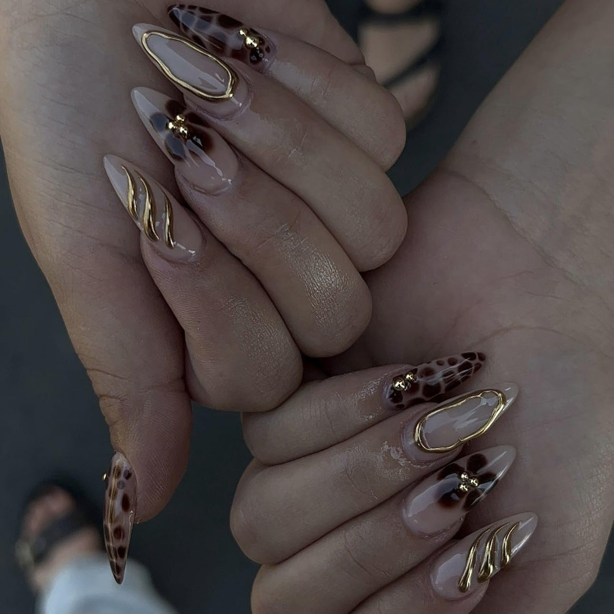 LPOODDNU Press on Nails