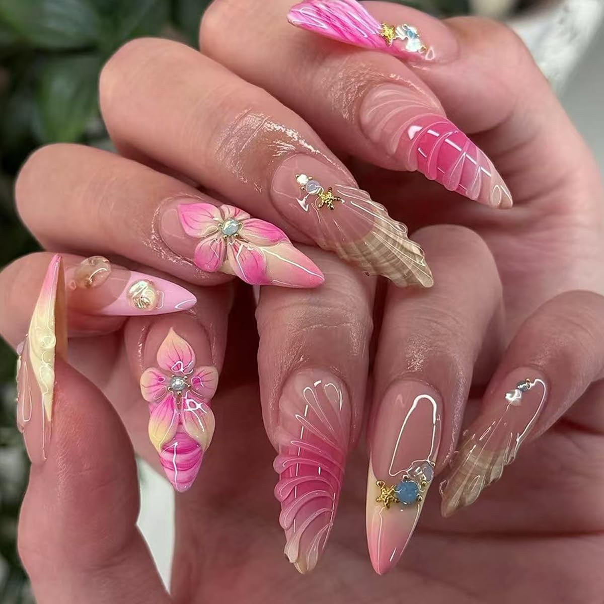 Medium Almomnd Press on Nails - Elegant White Floral Bridal Fake Nails