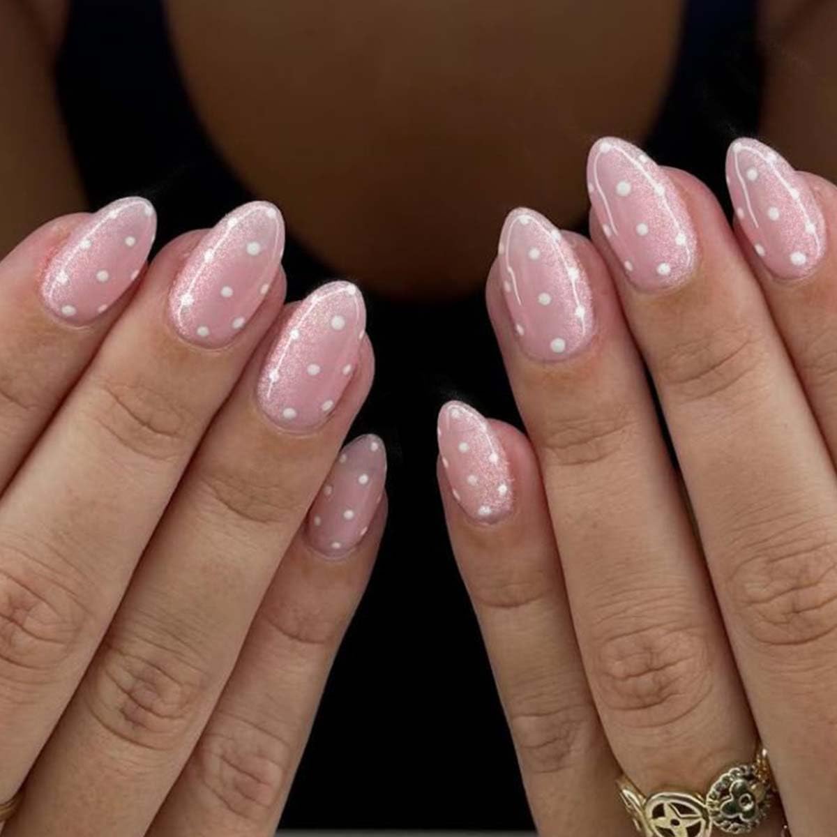 Medium Almomnd Press on Nails - Elegant White Floral Bridal Fake Nails