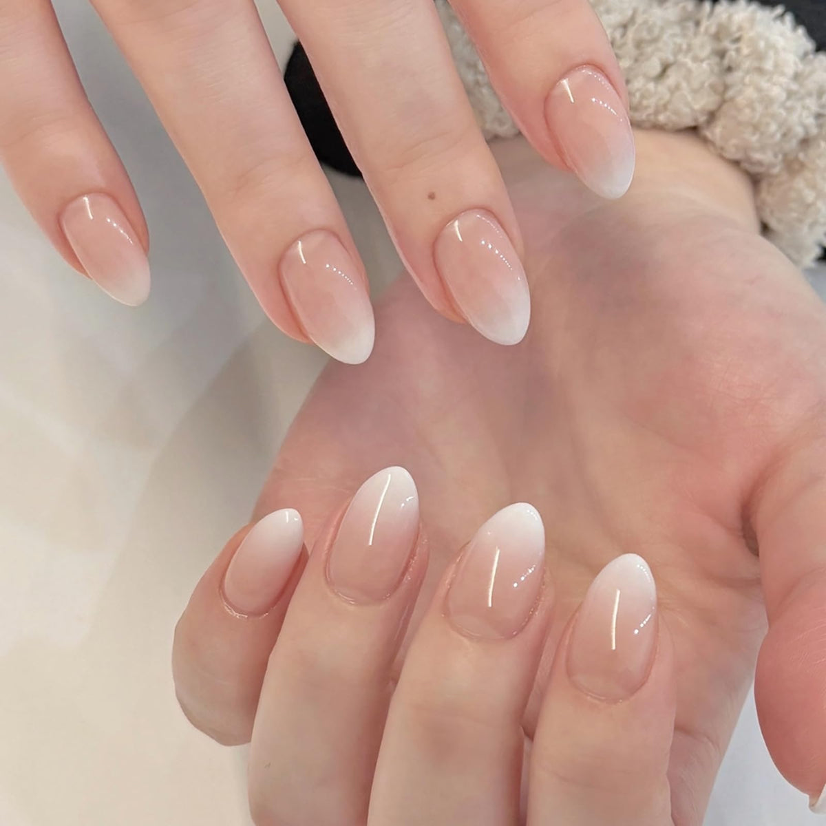 Summer Press on Nails Almond Pink Floral Shell Pearl Gold Dot Fake Women