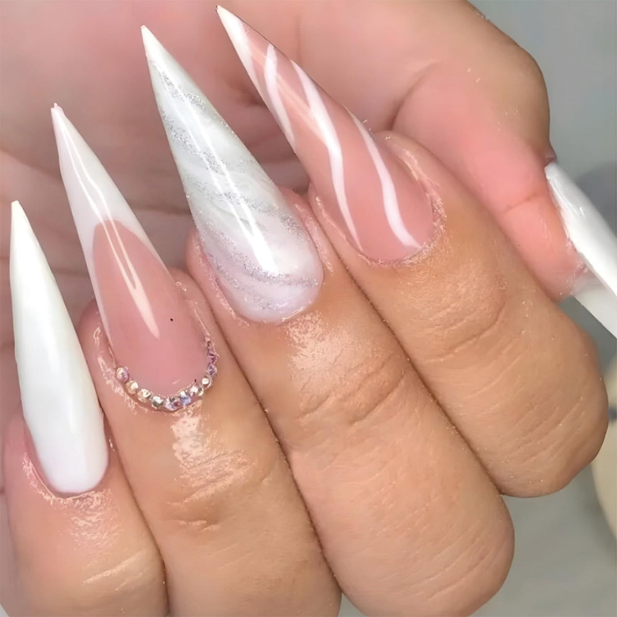 SINHOT Stiletto Press on Nails Long Fake Nails Glossy Glue on Nails Luxury Rhinestones Acrylic Nail White Bling Glitter Almond Artificial Nail Stick on False Nail with Design 24pcs
