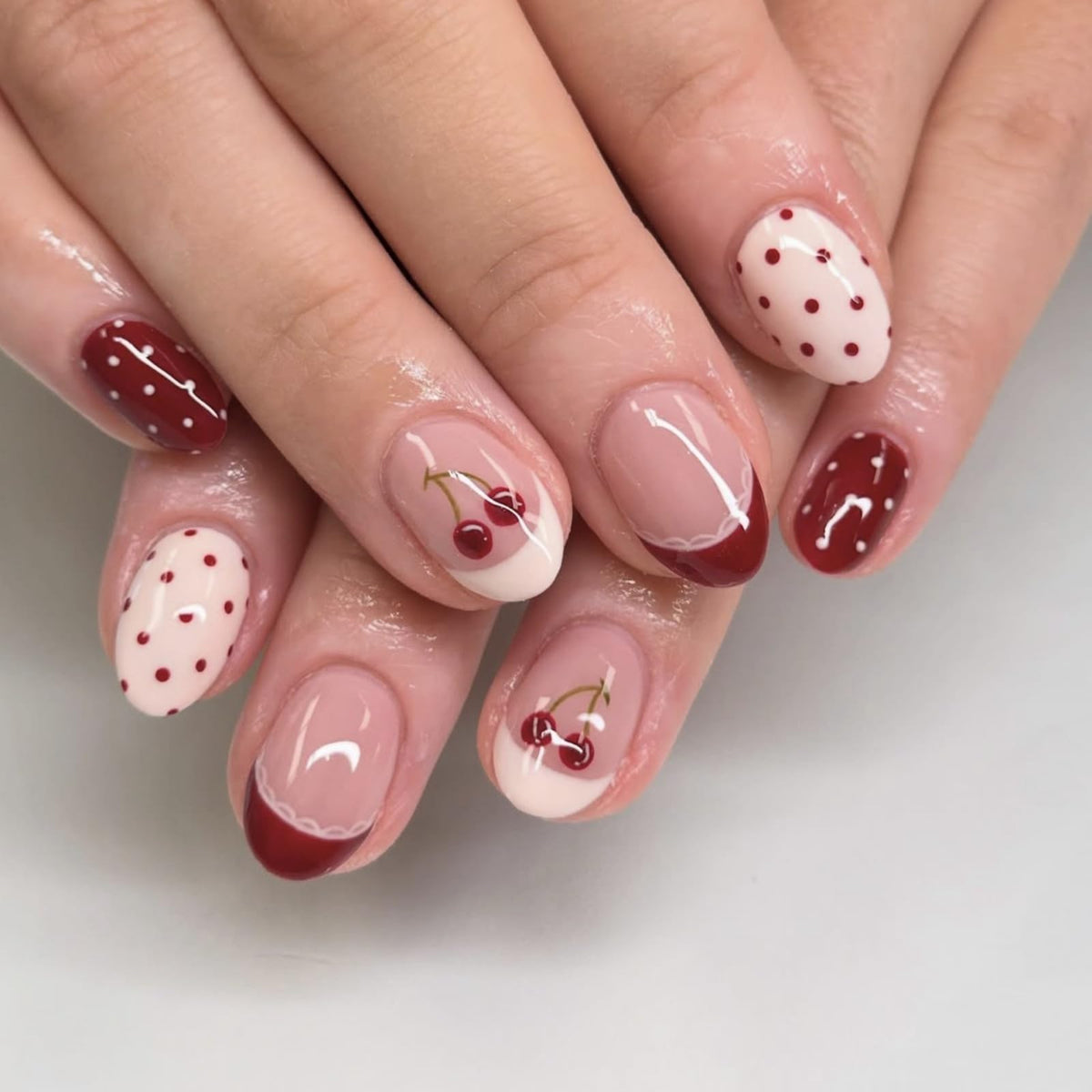 Silver Glitter Press on Nails French Tip Fake Nails Medium Almond False Nail with Rhinestone Design Nude Glossy Artificial Acrylic Full Cover Diamond Glue on Nail for Women Christmas Manicure 24Pcs