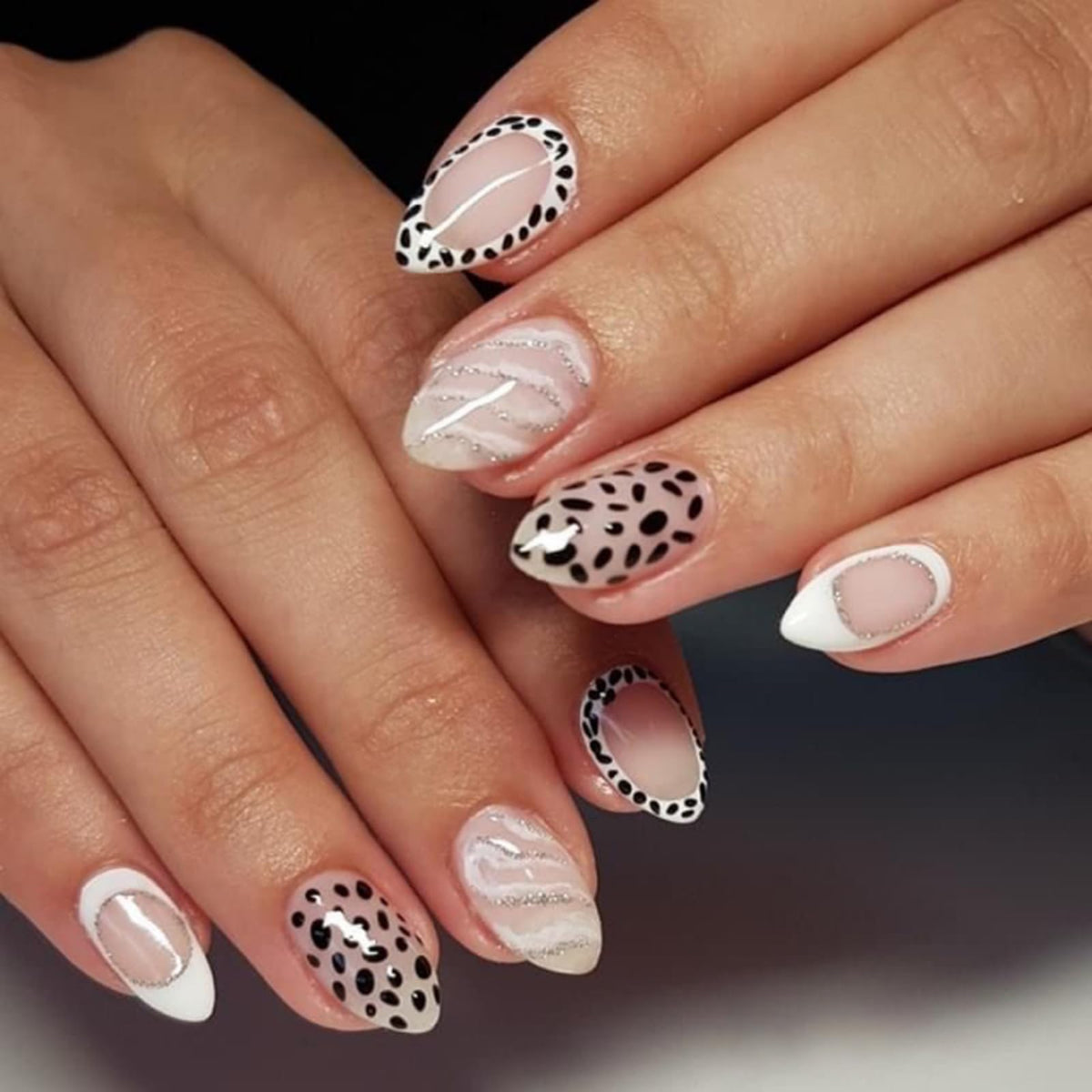 Silver Glitter Press on Nails French Tip Fake Nails Medium Almond False Nail with Rhinestone Design Nude Glossy Artificial Acrylic Full Cover Diamond Glue on Nail for Women Christmas Manicure 24Pcs