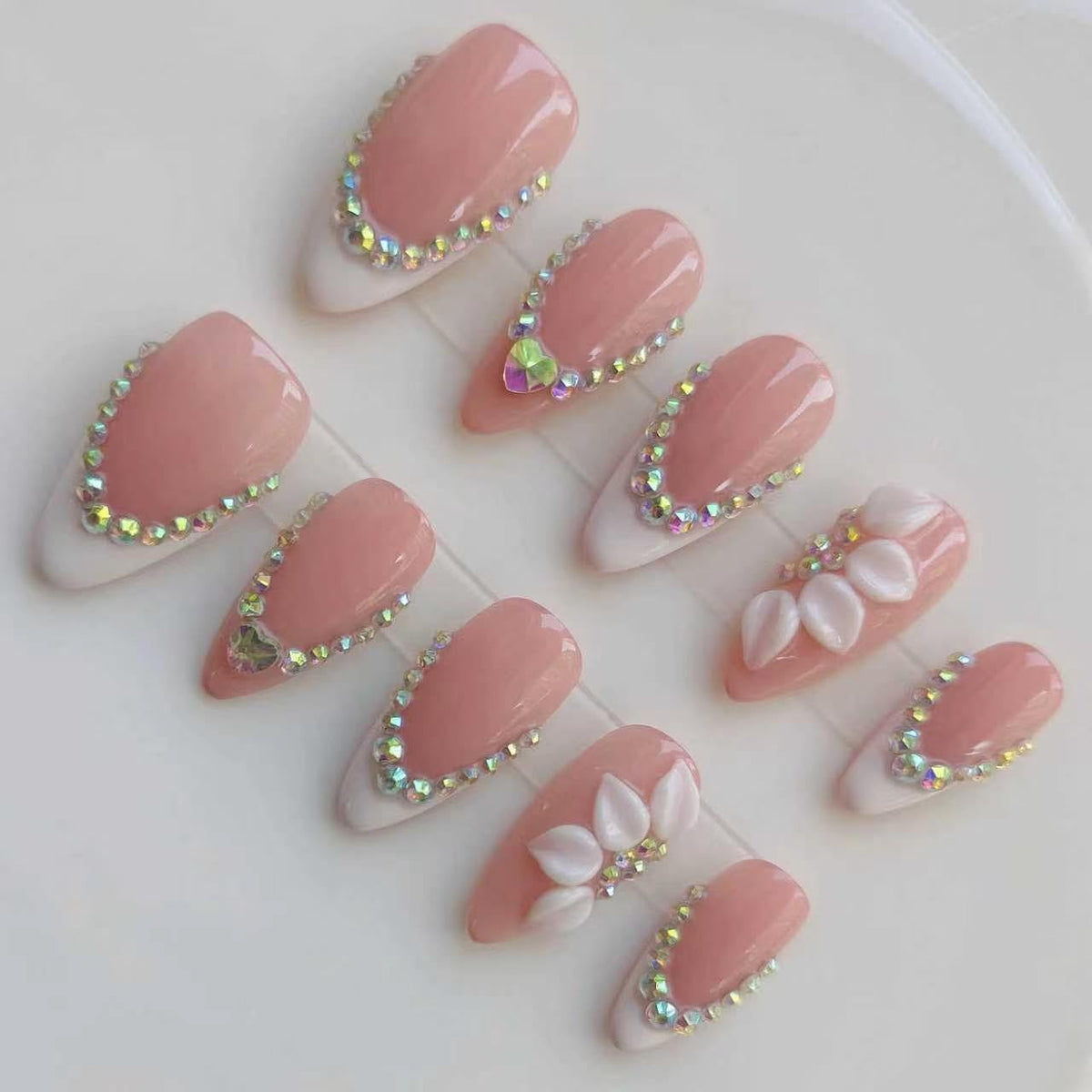 Handcraft Almond Press on Nails Medium P09, M Size
