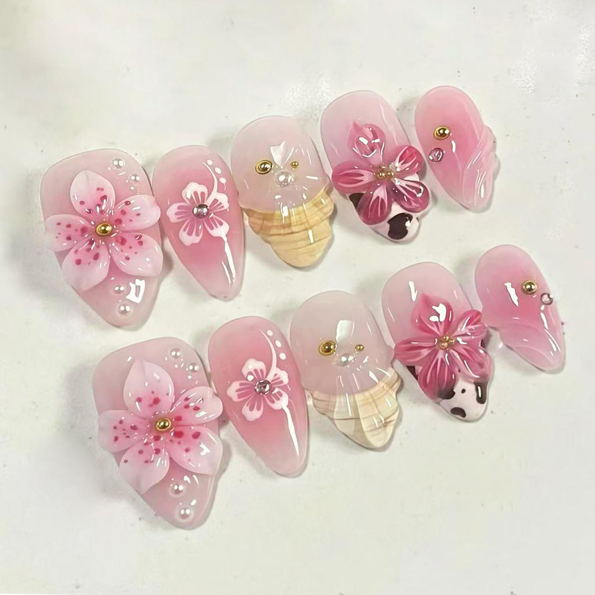 30Pcs Handmade Press on Nails Medium Almond Shape 3D Flower Fake Nails with Chrome Gold Foil Leaves Pearl Designs Nude White Shiny Acrylic Nails Reusable Full Cover Artificial False Nails for Women