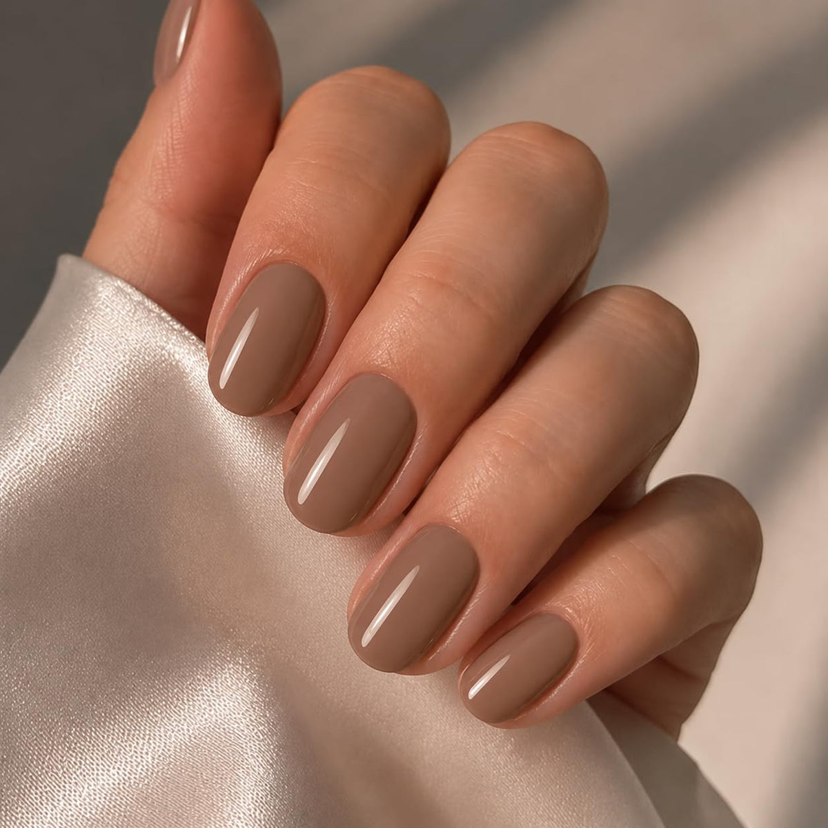 modelones French Tip Press On Nails, Short Oval Fake Nails Nails Press Ons